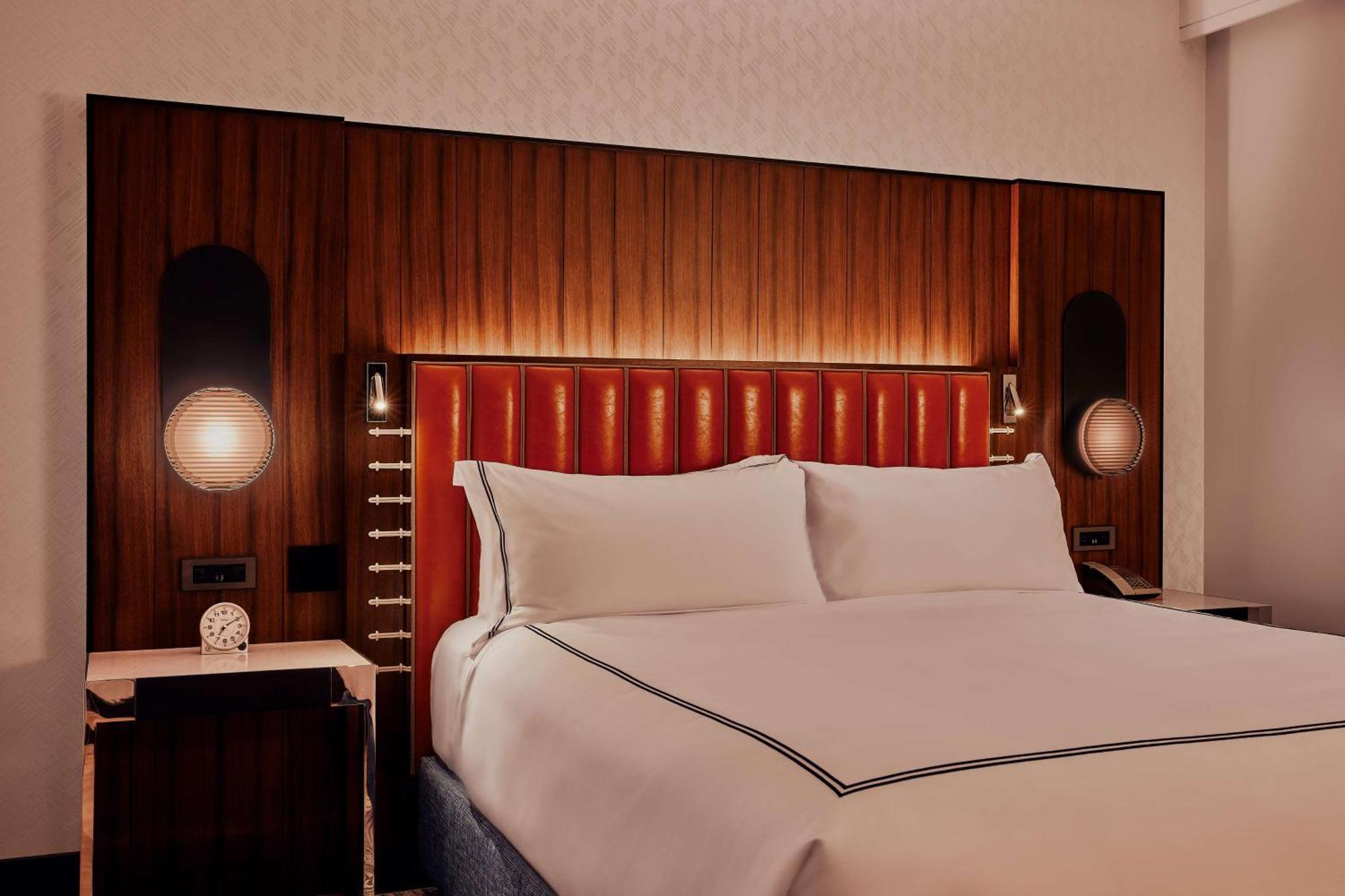 Hotel The Godfrey Detroit, Curio Collection By Hilton Detroit